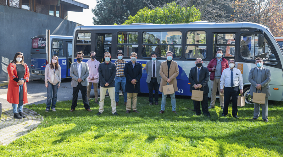 Innovador dispensador de alcohol gel para taxibuses fue diseñado en USS Concepción