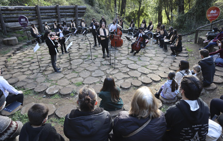 Camerata y Coro de la USS ofrecieron un concierto en el Parque Metropolitano Cerro Caracol