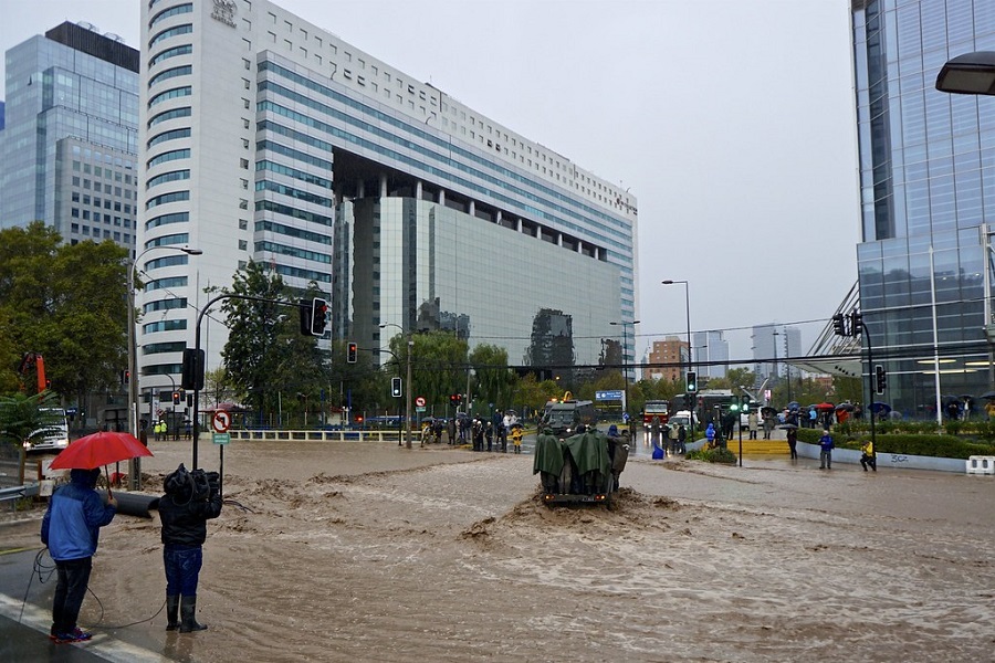 Santiago inundado, profecía autocumplida