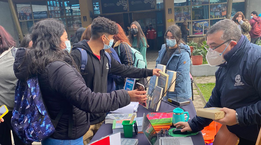 Mes del Libro: Lanzan concurso literario en sede Concepción