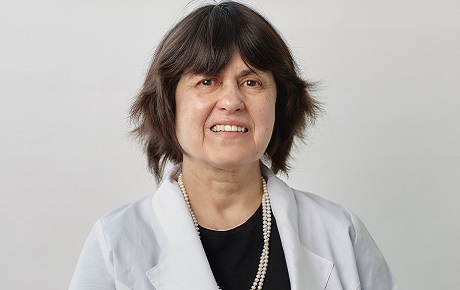 Dra. Loreto Massardo fue escogida como una de los Maestros de la Reumatología 2022