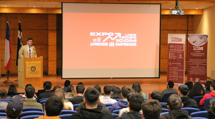 Emprendimientos de estudiantes de Ingeniería Comercial fueron presentados en USS Concepción.