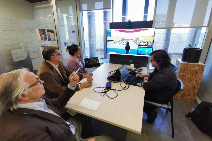 Carlos Hinrichsen, director Escuela de Diseño Digital e Industrias Creativas USS; Guillermo Hidalgo, representante del Tecnológico de Monterrey en Chile; Geraldine Muñoz, jefa de carreras, y Ricardo Andrade, académico USS.